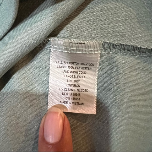 Monteau Green Lace Top Size XL - Picture 5 of 5